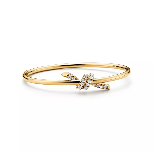 Wire Bangle in Yellow Gold with Diamonds