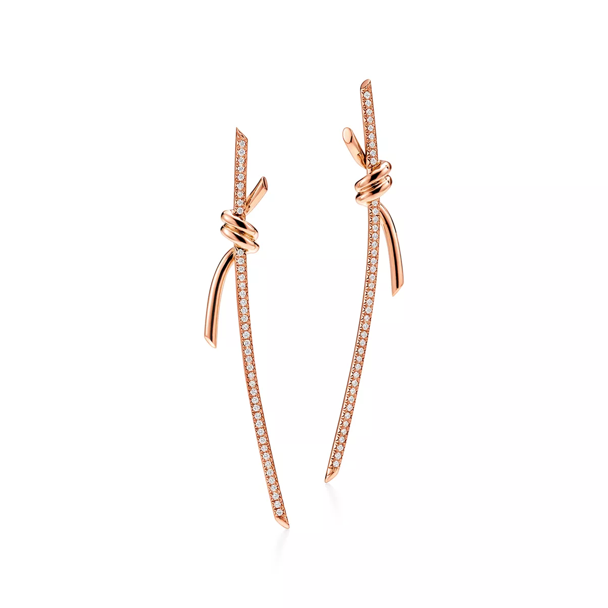Pendientes largos en oro rosa con diamantes