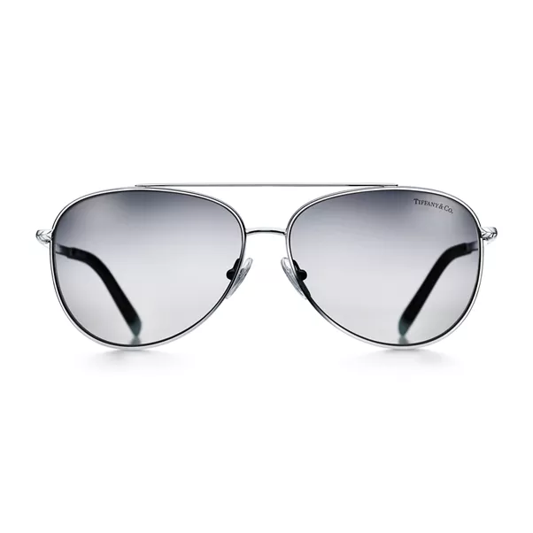 Solaires modèle Aviateur en métal argenté