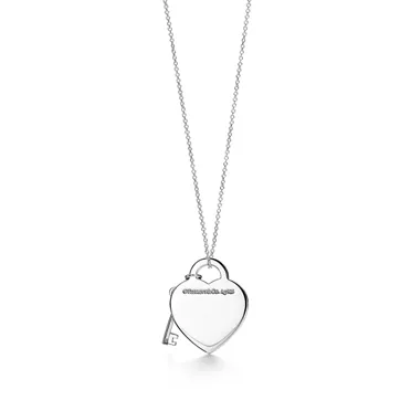 Return to Tiffany®:Heart Tag and Key Necklace in Sterling Silver with a Diamond, Medium, 3