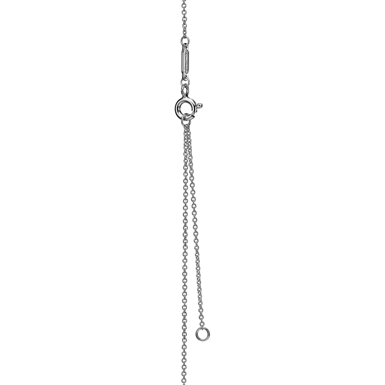 Return to Tiffany™:Herzanhänger in Sterlingsilber mit einem Diamanten, Medium Bildnummer 3