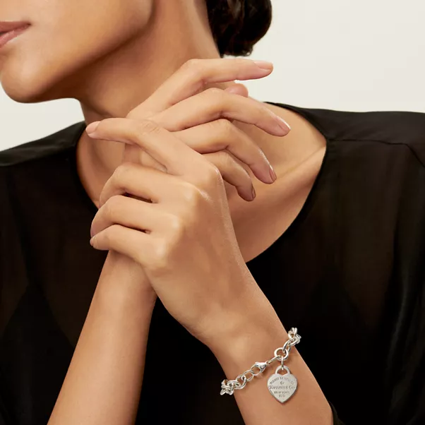 Armband mit Herzanhänger in Sterlingsilber mit einem Diamanten, Medium