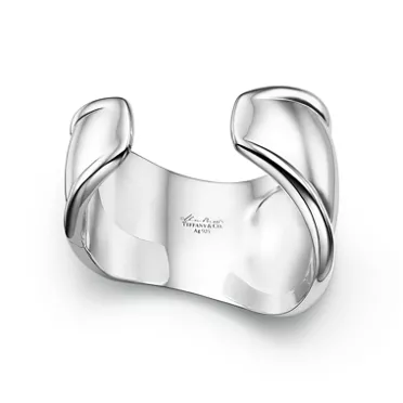 Elsa Peretti®:Small Bone Cuff in Silver with Tiger Iron, 3