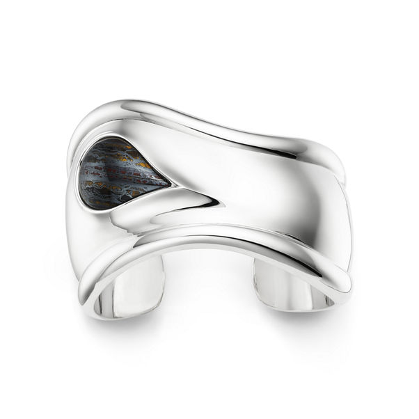 Elsa Peretti®:Small Bone Cuff in Silver with Tiger Iron