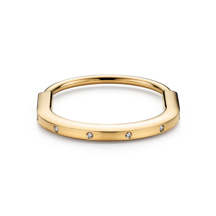 Tiffany Lock:Bangle in Yellow Gold with Diamond Accents image number 4