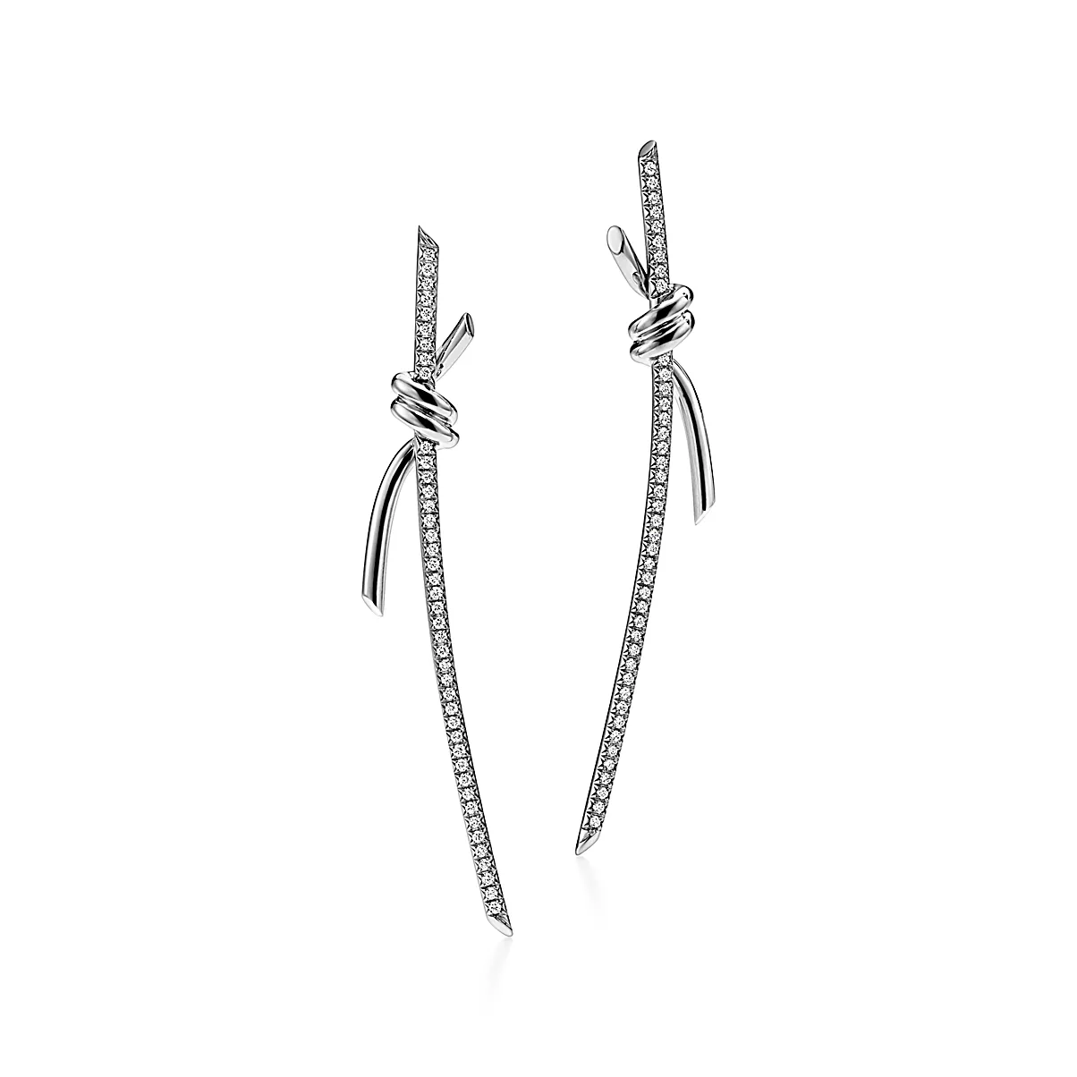 Tiffany Knot Earrings 18K 화이트 골드 다이아몬드 One Scale