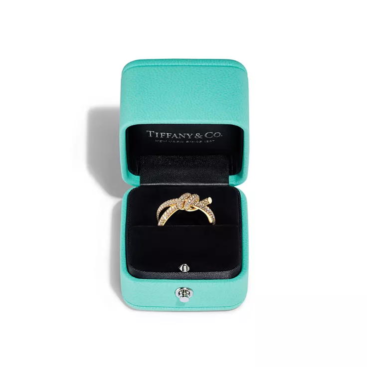 Tiffany Knot:Double Row Ring in Yellow Gold with Diamonds, 4
