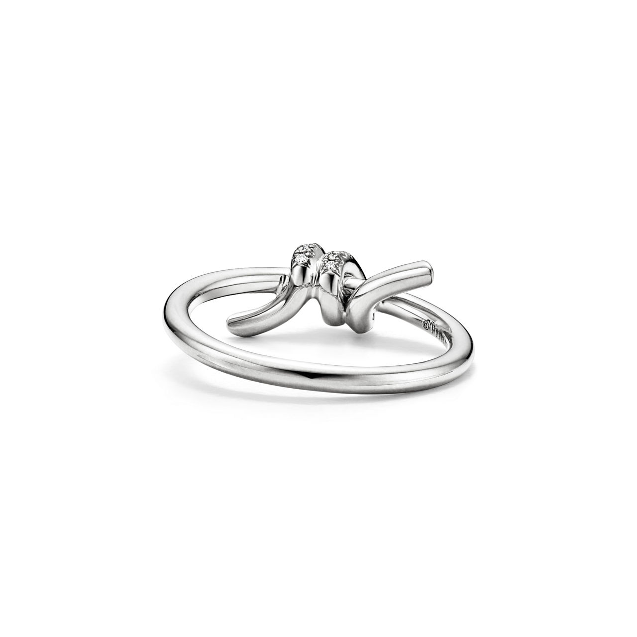 Tiffany Knot:Bague en or blanc 18 carats et diamants numéro dimage {1}