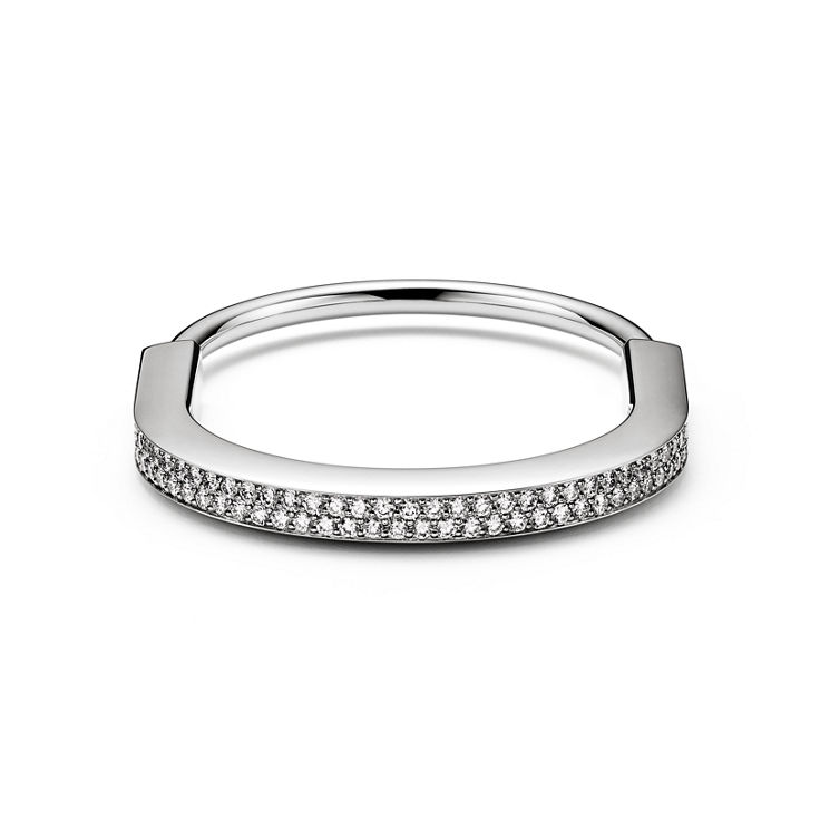 Tiffany Lock:Bracelet jonc en or blanc 18 carats et pavé de diamants tour complet numéro dimage {1}