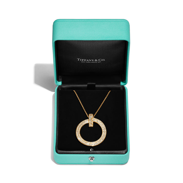 Tiffany T:T1 Circle Pendant in 18k Yellow Gold with Diamonds, Large image number 5