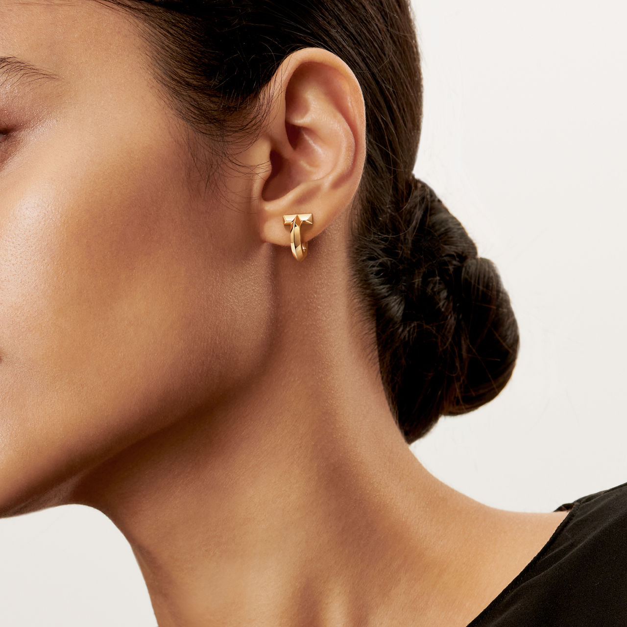 Pendientes de aro T1 de oro amarillo