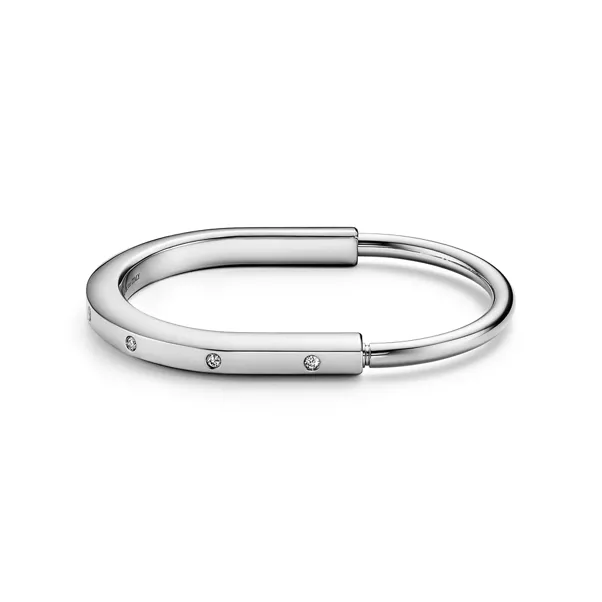 Bangle in White Gold with Diamond Accents