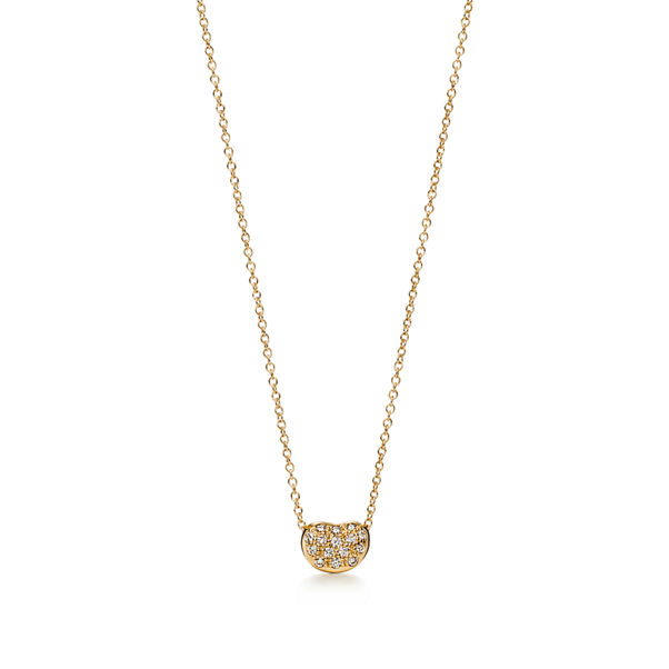 Elsa Peretti®:Bean design Pendant in Yellow Gold with Pavé Diamonds, 6.5 mm