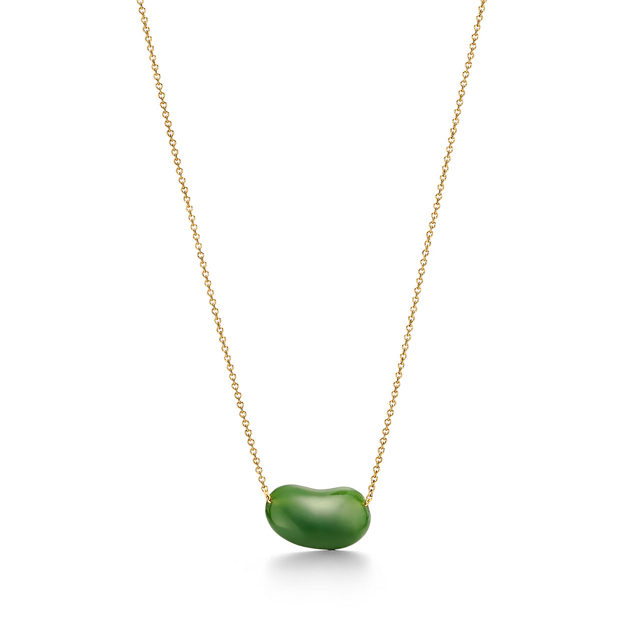 Elsa Peretti®:Bean design Pendant in Yellow Gold with Green Jade, 18 mm image number 2