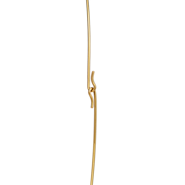 Elsa Peretti®:Bean design Wire Necklace in Yellow Gold, 20 mm image number 4