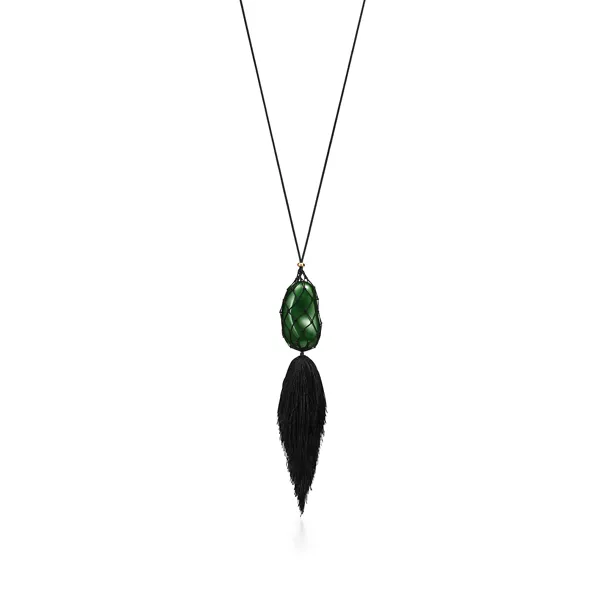 Bean® design Necklace with Silk and Green Nephrite Jade