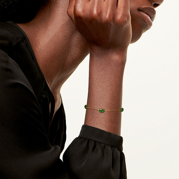 Elsa Peretti®:Bean design Bracelet in Yellow Gold with Green Jade, 9 mm