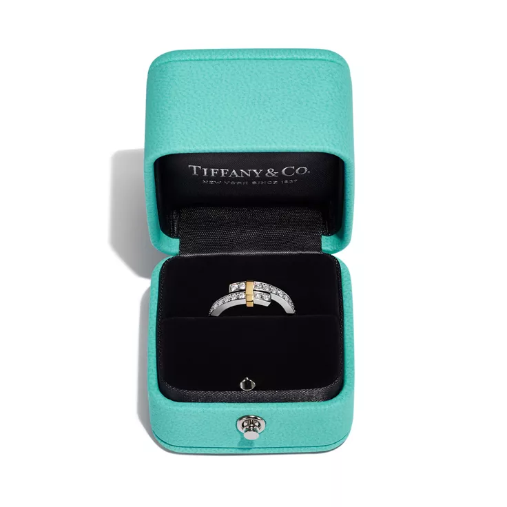 Tiffany Edge:Bypass Ring in Platinum and Yellow Gold with Diamonds, Narrow, 4