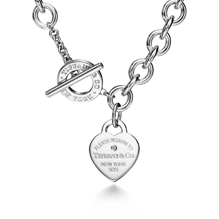 Return to Tiffany®:Heart Tag Necklace in Silver with a Diamond, Medium, 4