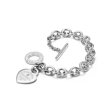 Return to Tiffany&reg;:Heart Tag Bracelet in Silver with a Diamond, Medium, 3