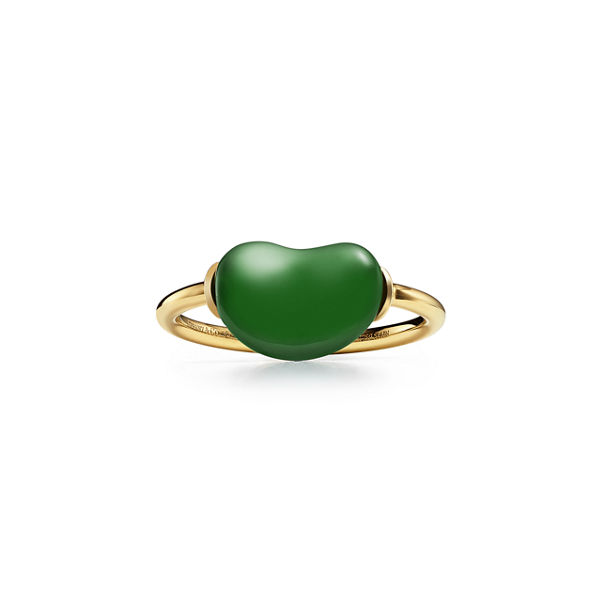 Elsa Peretti®:Bean design Ring in Yellow Gold with Green Jade, 12 mm