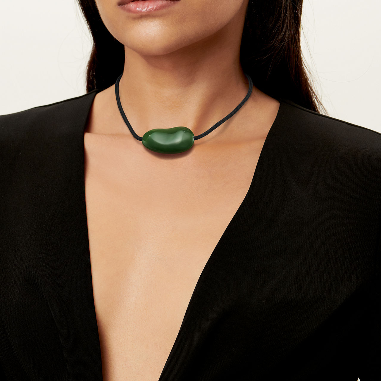 Bean Design Anhänger mit grüner Jade, 29 x 50 mm