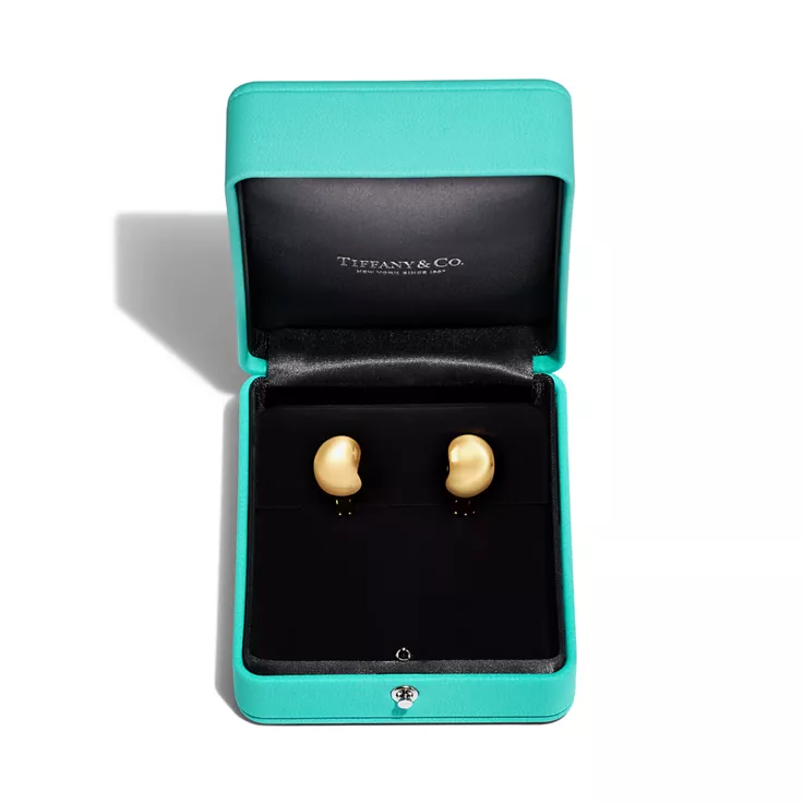 Elsa Peretti®:Bean® design Ear Clips in Yellow Gold, 20 mm, 4