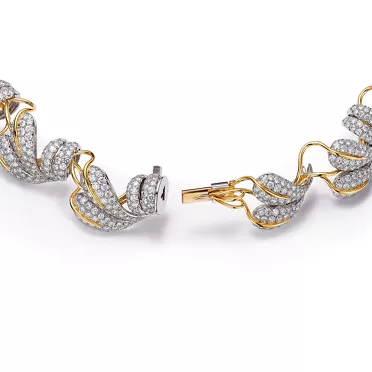 Schlumberger by Tiffany & Co.™:Leaves Necklace in Platinum and Yellow Gold, 2