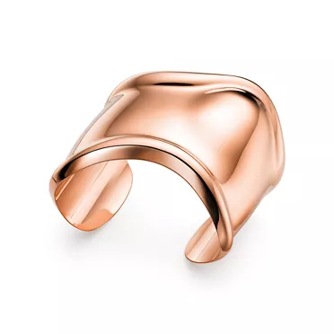 Elsa Peretti&reg;:Medium Bone Cuff in Rose Gold, 61 mm Wide, 2