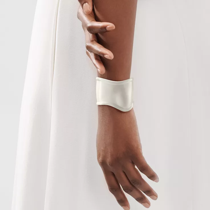 Elsa Peretti®:Medium Bone Cuff in White Finish Over Copper, 1