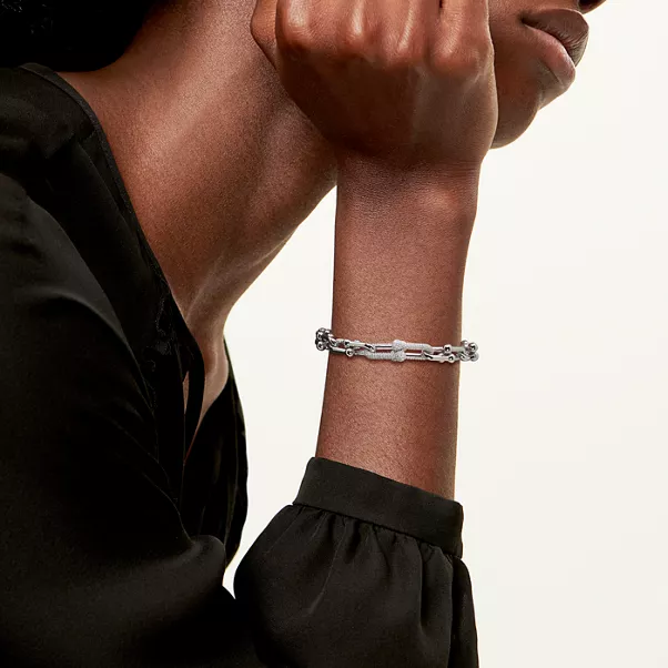 Tiffany HardWear:Armband mit mittelgro&szlig;en Gliedern in Wei&szlig;gold mit Diamanten