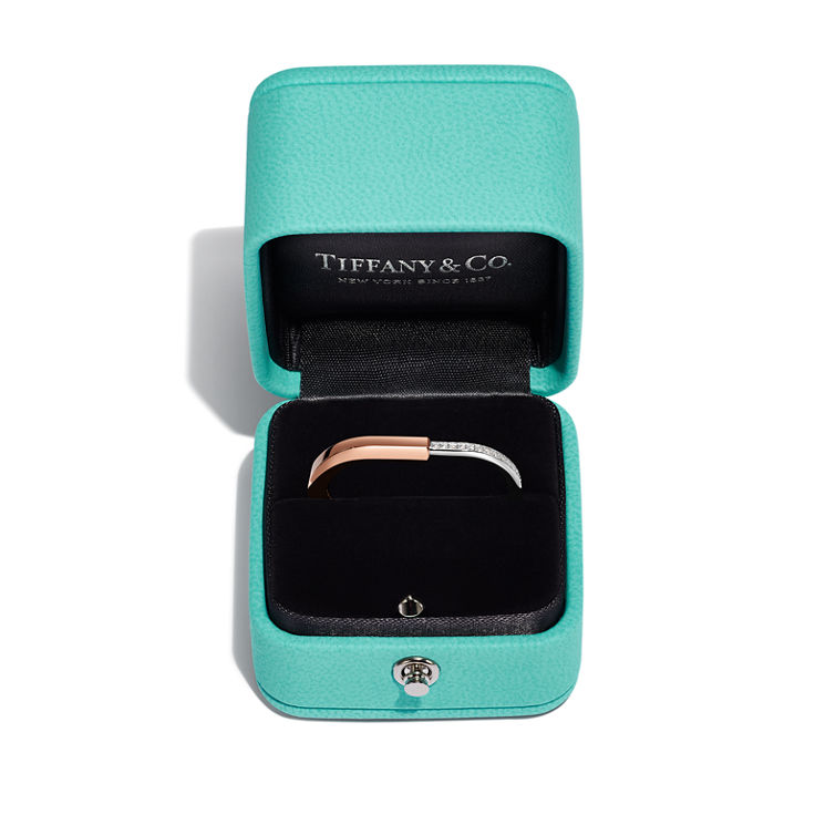 Tiffany Lock:Doppelfinger-Ring in Rosé- und Weißgold mit Diamanten Bildnummer 4