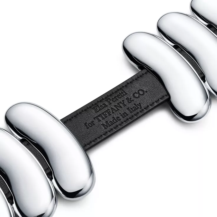 Elsa Peretti®:Bean® design Belt in Sterling Silver and Leather, 2