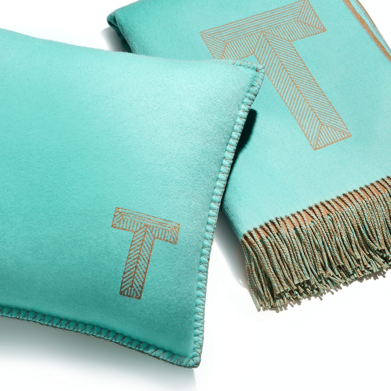 Color Block:Kissen aus Kaschmir und Wolle in Tiffany Blue® und Kamelbraun Bildnummer 3