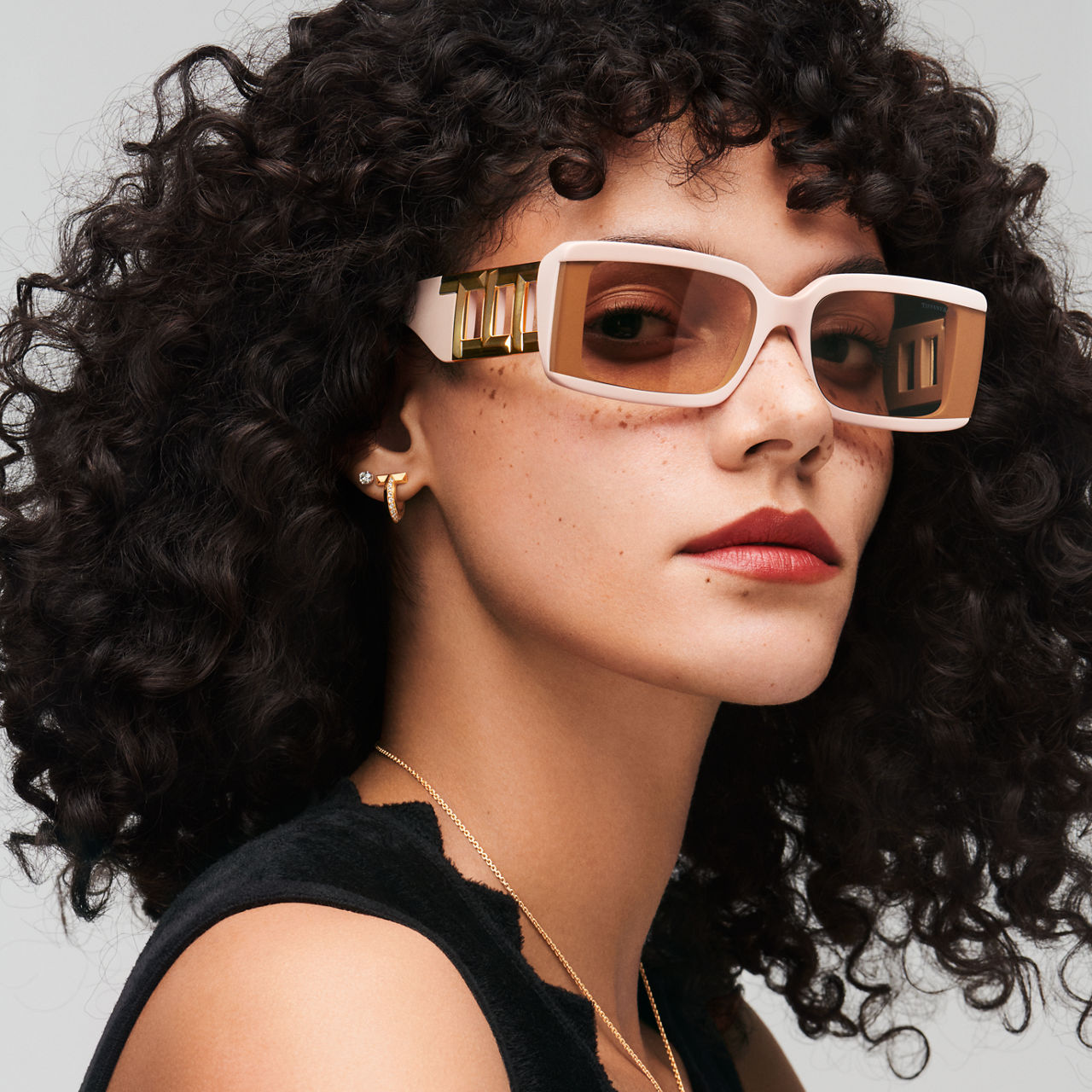 Gafas de sol en acetato beige con cristales de color marrón claro