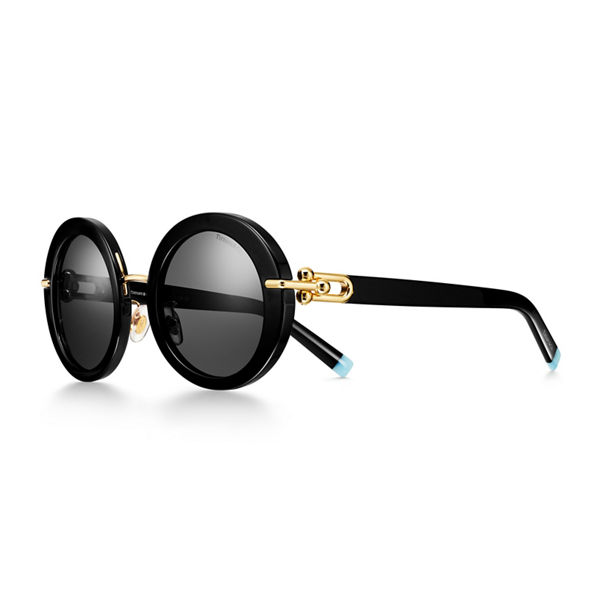 Tiffany HardWear:Sunglasses in Black Acetate with Dark Gray Lenses