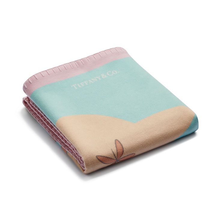 Tiny Tiffany:Chick on a Rock Blanket in Cashmere image number 1