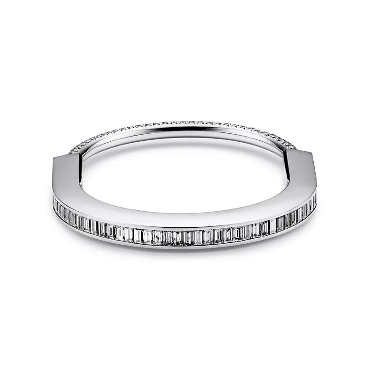Tiffany Lock:Bangle in White Gold with Baguette and Pavé Diamonds, 4