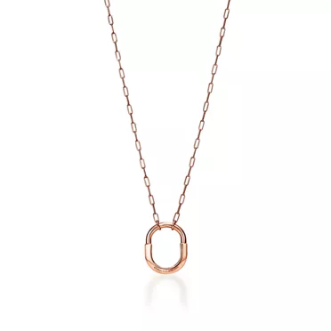 Tiffany Lock:Pendant in Rose Gold, Medium, 2