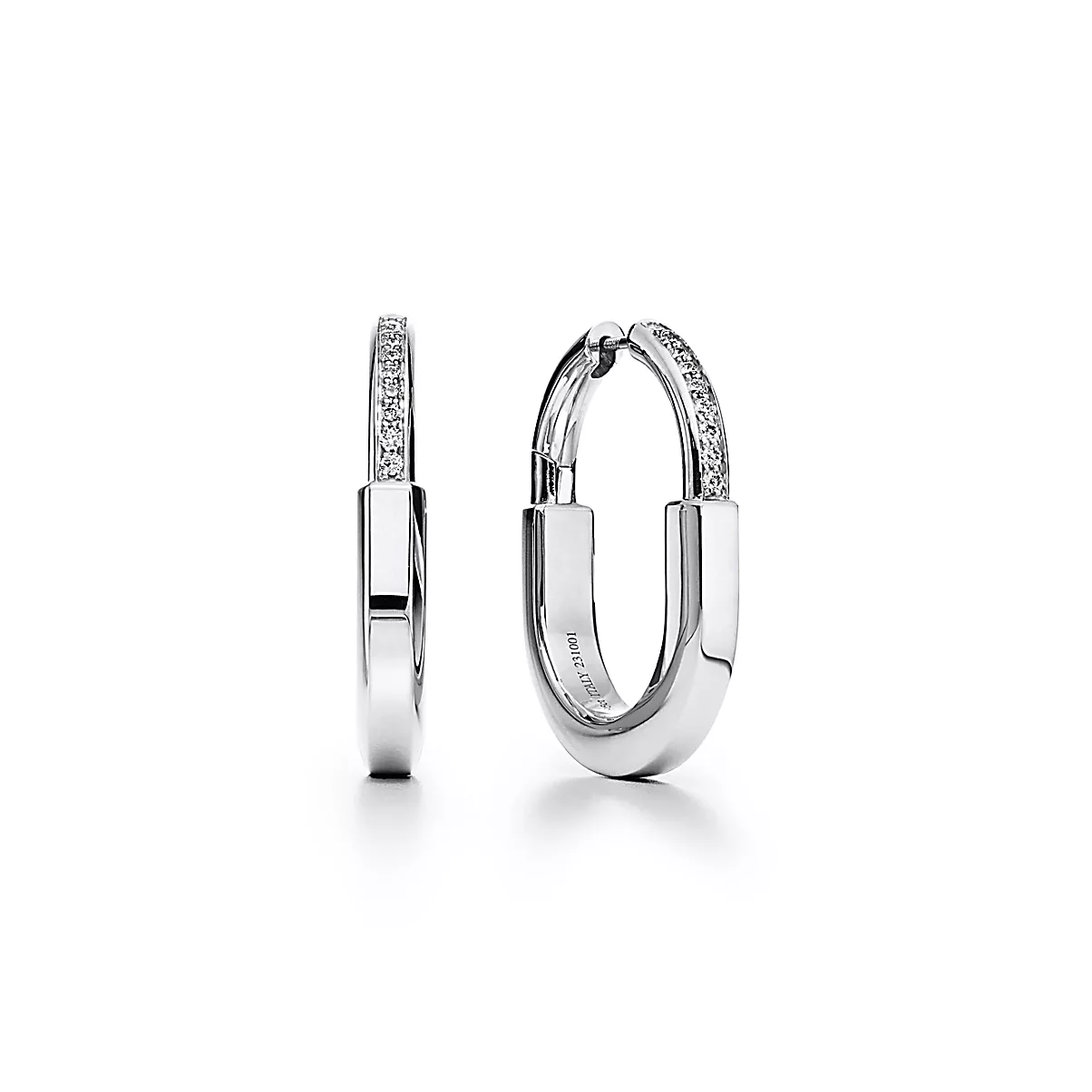 Tiffany Lock Earrings 18K 화이트 골드와 팔라듐 다이아몬드 One Scale