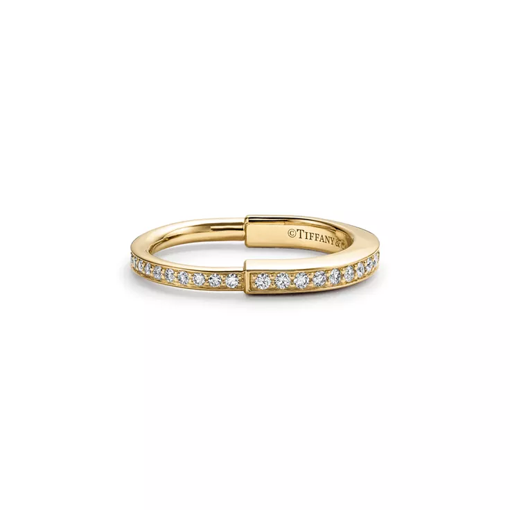 Tiffany Lock:Ring in Yellow Gold with Pav&eacute; Diamonds, 4