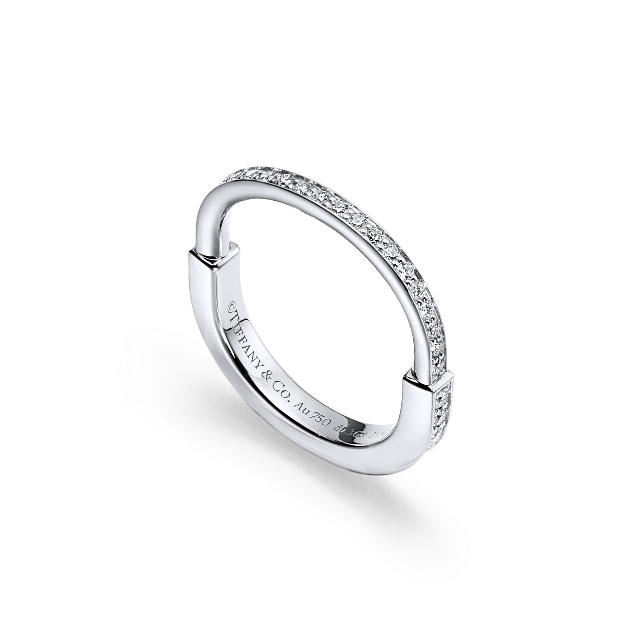 Anillo de oro blanco con diamantes en pavé