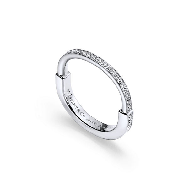 Tiffany Lock:Ring in White Gold with Pavé Diamonds