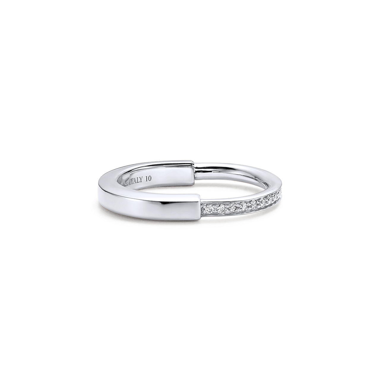 Bague en or blanc 18 carats et diamants