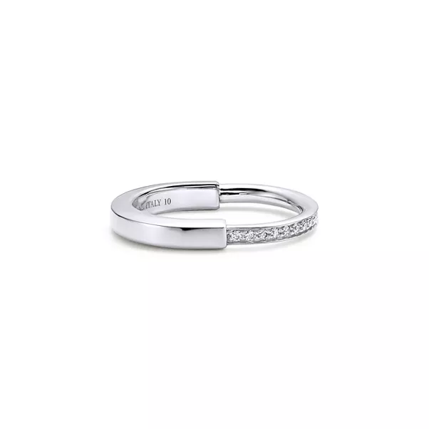 Ring in White Gold with Diamonds