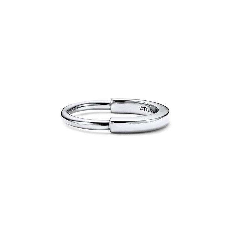 Tiffany Lock:Ring in White Gold image number 4