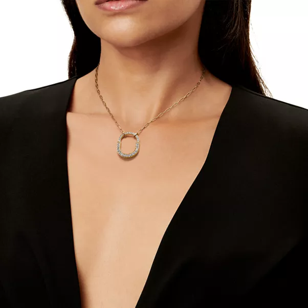 Anhänger in Gelbgold mit Pavé-Diamanten, Medium