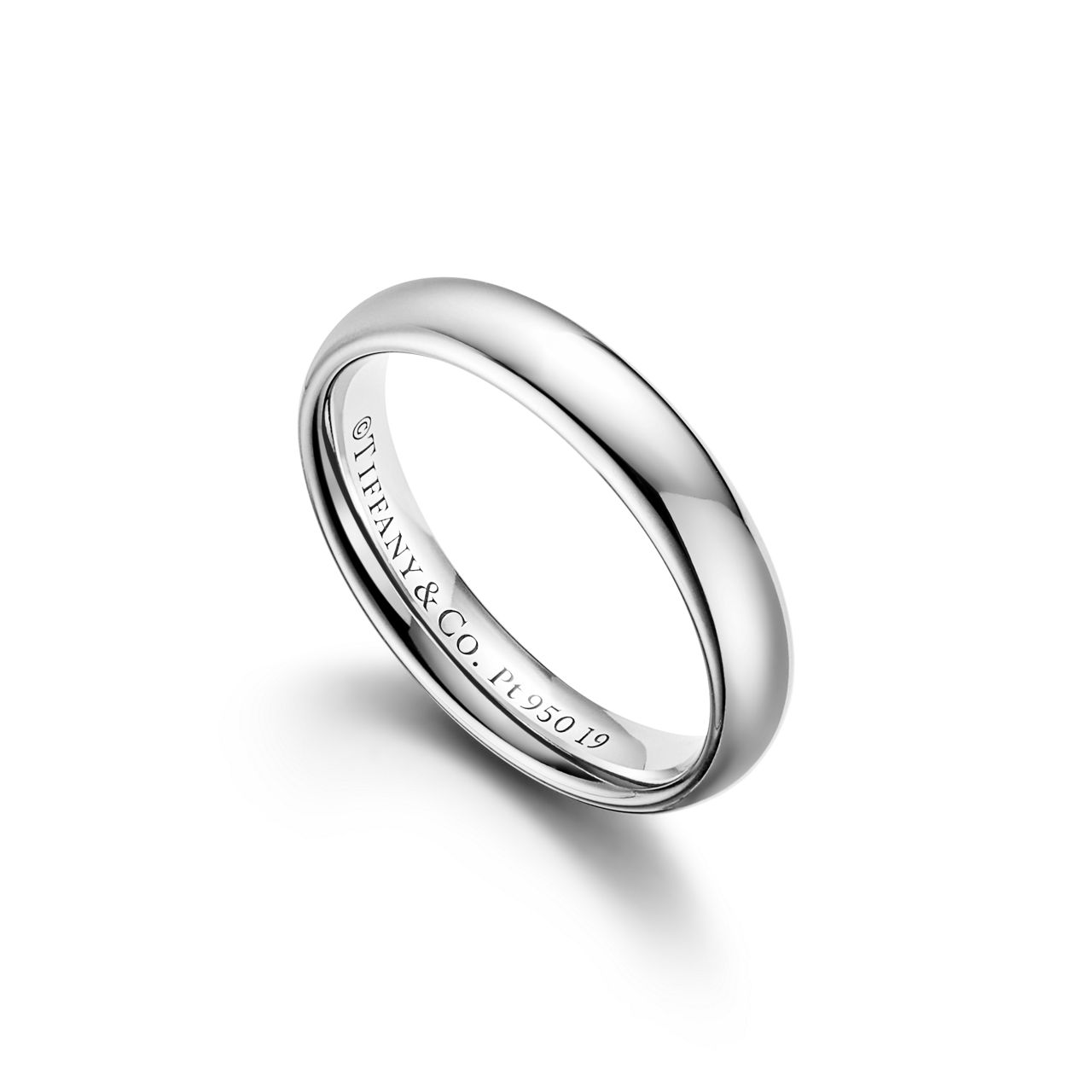 Tiffany Forever:Wedding Band Ring in Platinum, 4 mm Wide image number 3