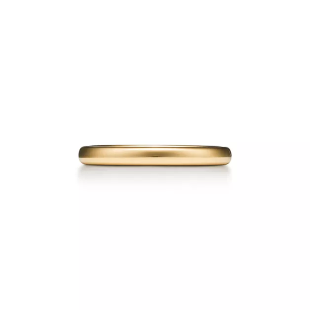 Tiffany Forever:Wedding Band Ring in Yellow Gold, 2.5 mm Wide image number 0