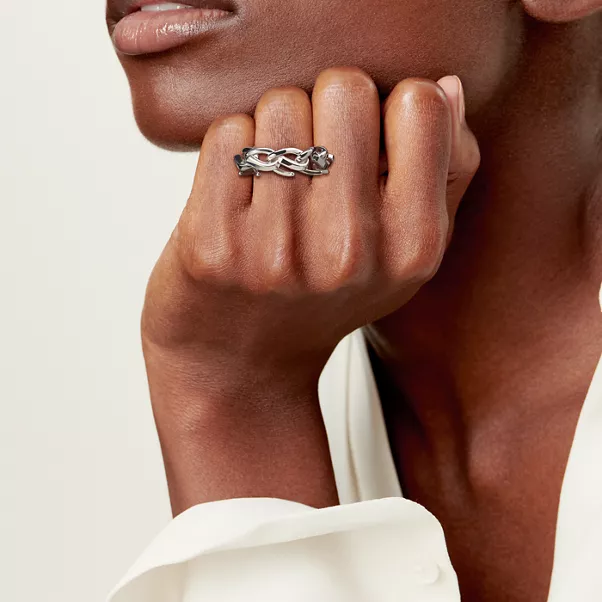 Gliederring in hochglanzpoliertem Sterlingsilber